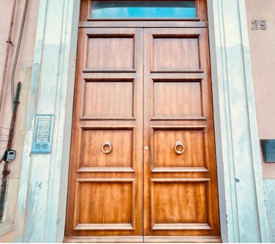 Suite Beachfront Near The Station And Port, 5 Beds Civitavecchia Exterior photo